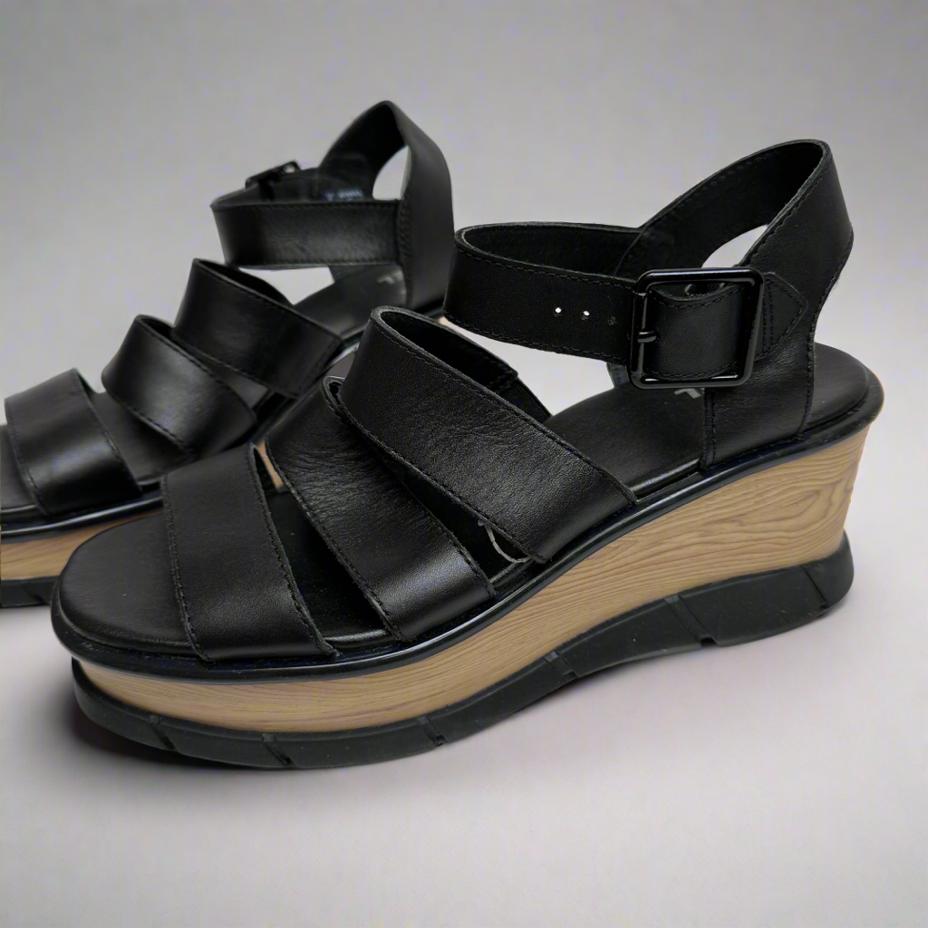 Sorel Joanie III Ankle Strap Wedges (9)