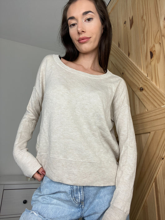 Aritzia Community Cashmere Sweater (XXS)