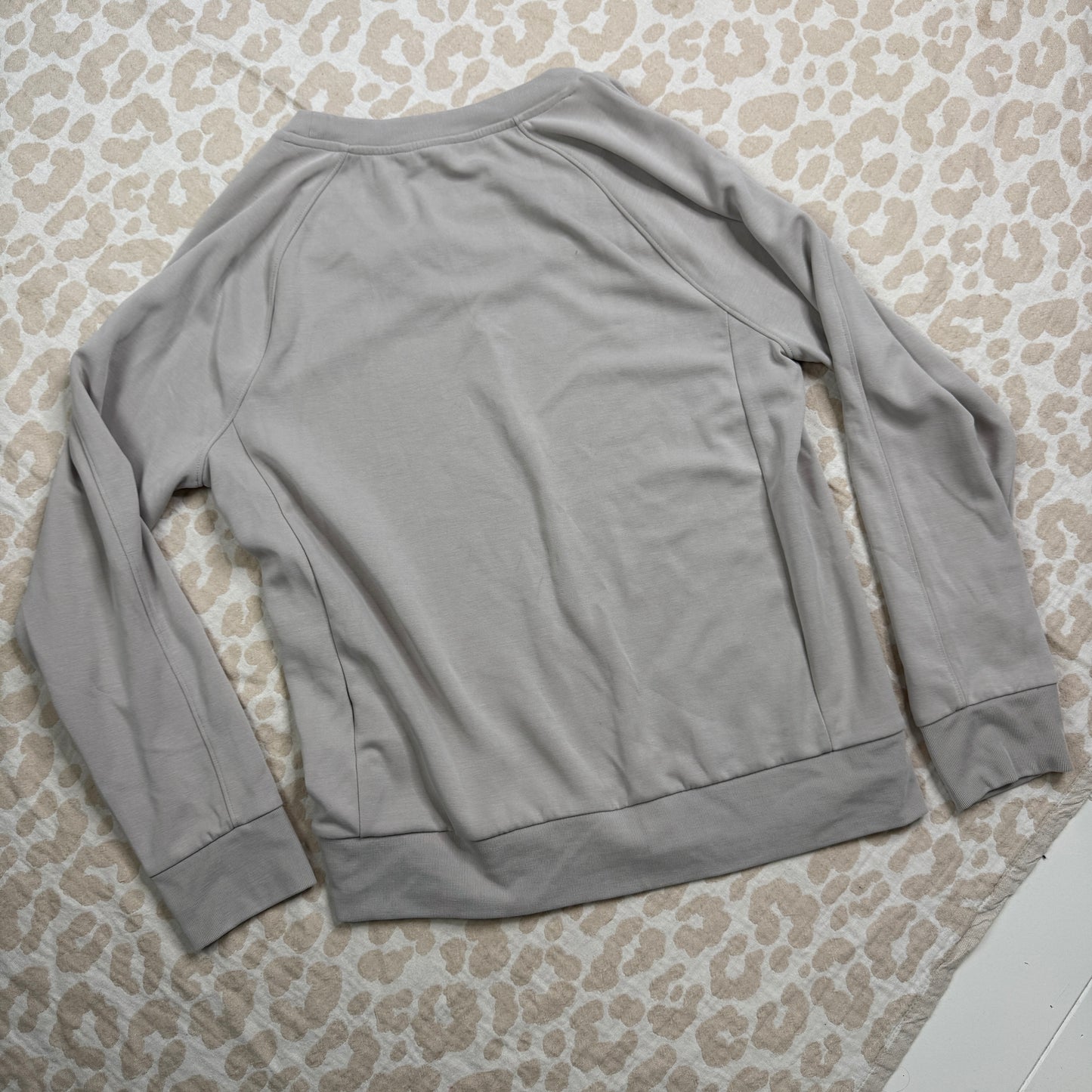 Athleta Pullover (M)