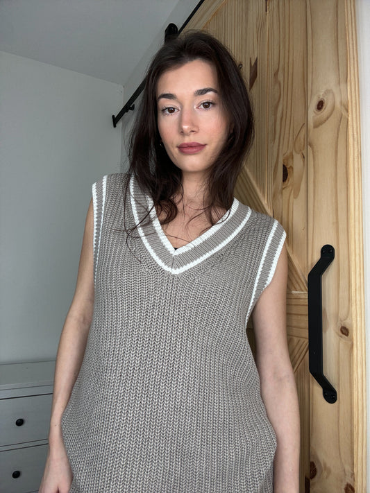 Abercrombie & Fitch Sweater Vest Dress (XS)
