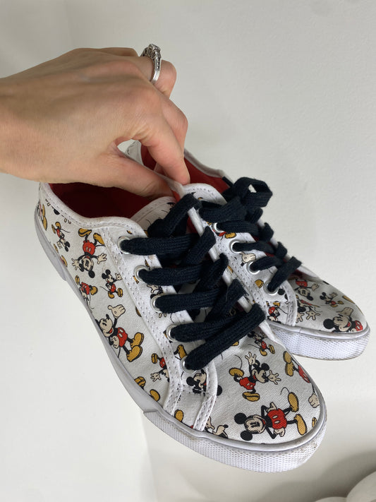 Mickey Mouse Sneakers (6)